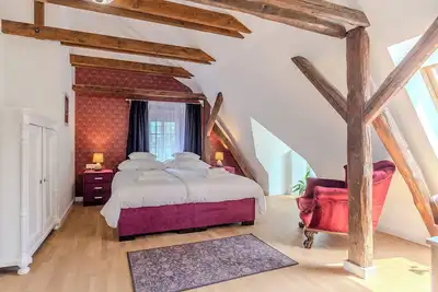 Image de Fulop Panzio-Purple Orchid Room, Révfülöp, Hungary
