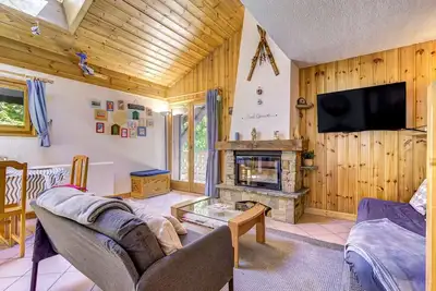 Image de Hibou - Duplex Familial 60m2 | Cheminée | Parking | Balcon