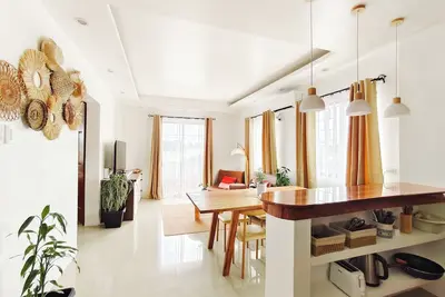 Image de 4 mins to Airport, Cozy Loft w/City View & Center