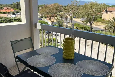 Image de Cocon en bord de mer avec piscine