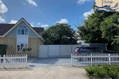 Image de Vacation home \"Maritiem Huisje De Banjaard\", Zeeland, Noordzee Residence, Sauna