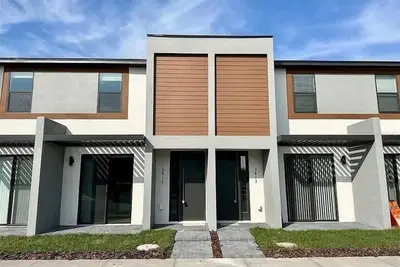 Image de 3417 Brand New 3bd Family Home Near Disney!