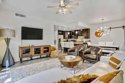 Image de Mountain Cove: Gated Community, Bbq, Heated Pool