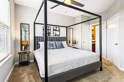 Image de Cozy 2b2b Pool, Gym, fast WiFi Downtown Atl