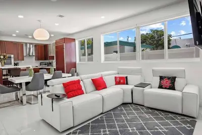 Image de Luxurious retreat by the ocean