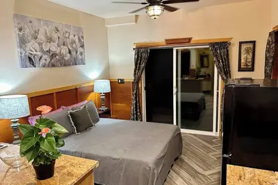 Image de Studio Phoenix, Pet Friendly Near Black Sand Beach Kitchen Dryer Washer & WiFi