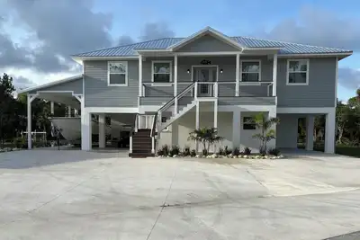 Image de New Canal Home in Crystal River, Fl