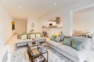 Image de Bergonia Spacieux Appartement En Rez De Jardin Avec Grande Terrasse
