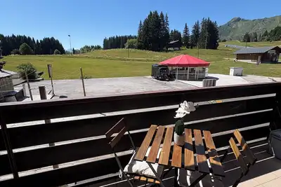 Image de Appartement cosy à la montagne aux pieds des pistes pour 4 personnes + 1 bébé