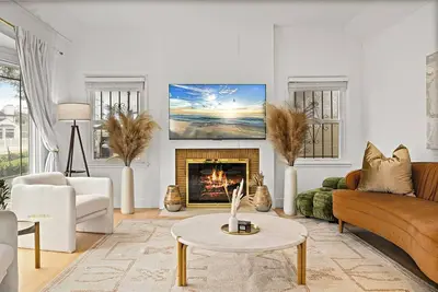 Image de Well-Furnished 3br/2ba Inglewood Home w/ 2-Car Garage + Outdoor Space + W/D