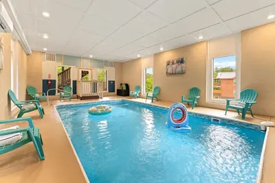 Image de Smoky Mountain Views | 8br w/ Pool, Hot Tub & Game Room