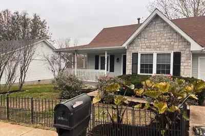 Image de 4 miles from Buffalo Trace, Frankfort Ky, Charming 3 bedroom, Sleeps up to 7