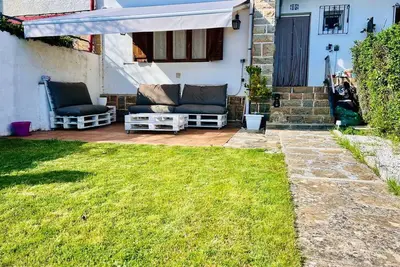 Image de Maison de vacances 'Amets' avec vue sur la montagne et jardin privé