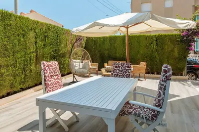Image de Appartement 'Palmera V' avec terrasse privée et jardin privé