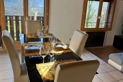 Image de Appartement 'Joli T3 À La Montagne' avec vue montagne, jardin partagé et balcon