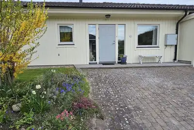 Image de Spacious holiday home in Ellös, 300 m to a beautiful sandy beach | Se09113