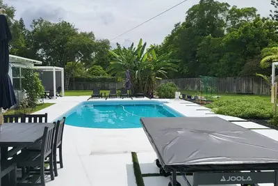 Image de Spacious 4-bedroom house in family friendly Coral Springs with all amenities.