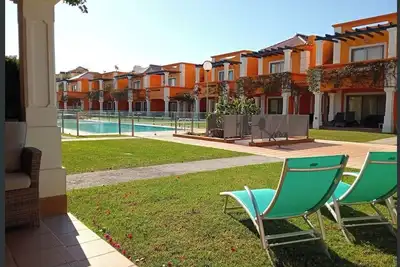 Image de Maison de vacances 'Anis Lux Tavira Residence 5q' avec piscine partagée, Wi-Fi et climatisation