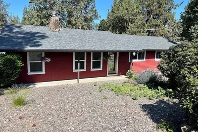 Charming 2-bedroom house in pleasant Bend