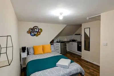 Cosy Loft Studio Close to Heathrow Airport