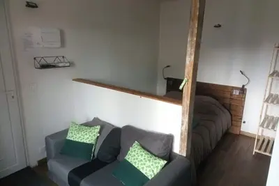Image de Studio neuf thème Dublin, à 30 minutes de Poitiers et du circuit du Vigeant!
