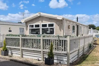 Image de Casita De Cuervo at 5* Shorefield Park - Wifi - Pet Friendly - Passes Included