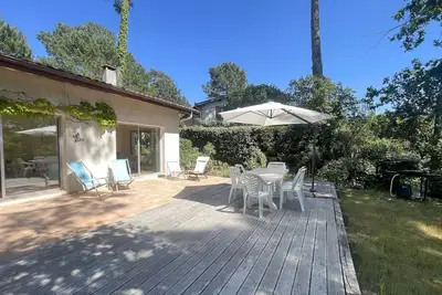 Image de Maison 110 m² Pyla-sur-Mer avec Terrasse et Jardin, proche plages
