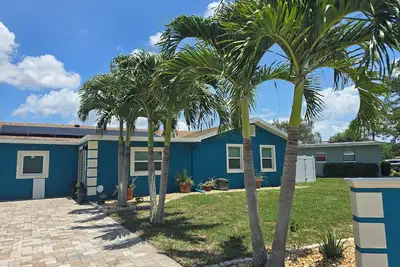 Image de 4-bdrm home in lovely Cocoa with Heated Pool, WiFi, Ac, Minutes to Attractions.