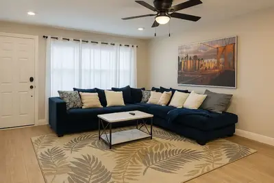 Image de Private 3br Apt: Sleeps 8, 5 Beds, Group-Friendly, Wi-Fi, Parking, Near Nyc