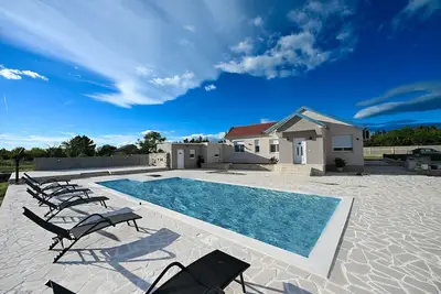 Image de Holiday Home Marija with pool