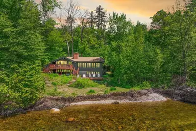 Image de The Riverglass | Saco River Oasis, Hot Tub, Views