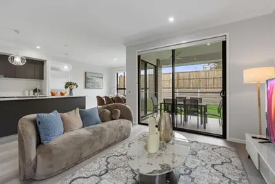 Image de 5br Sleep 10 Family House | Patio Kitchen Garage