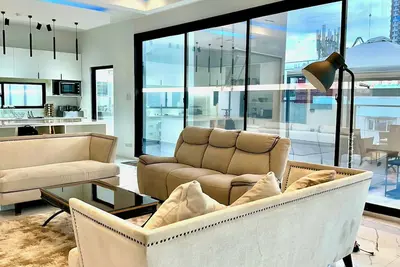 Modern Penthouse for Private Parties and Family Gatherings
