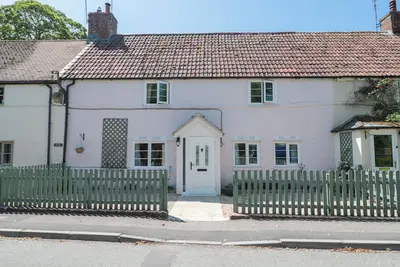 Old Farm Cottage, pet friendly, character holiday cottage in Codford
