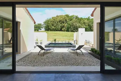 Image de Villa Louhanga | Piscine privée | Proche Chateaux