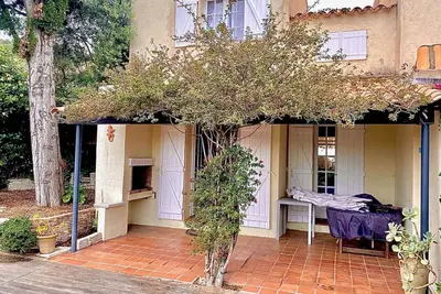 Image de Mas 2 chambres avec terrasse et jardin privatif