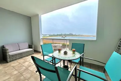 Image de Étel : Appartement 3 pièces, vue mer, balcon, parking privé