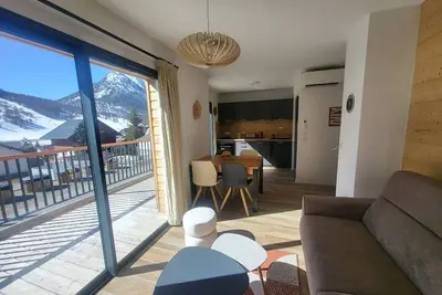 Image de Bel appartement à Montgenèvre avec parking couvert