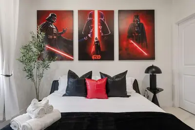 Image de Darth Vader's Lair - 10 mins to Disney - Sleeps 6!