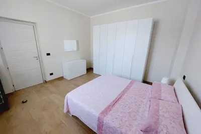 Image de Nice and spacious apartment near the sea just minutes from the city center