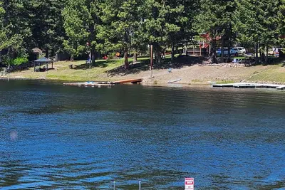 Image de Lake side Trailer home with WiFi in Seeley Lake & Shared Dock Access!