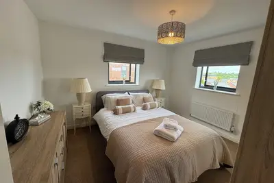 Image de Stunning Modern 2-bedroom apartment in Uxbridge with Lift & parking. Fast Wi-Fi