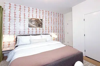 Image de Beverly Hills, Designer Chic Residence - Where Style meets Comfort