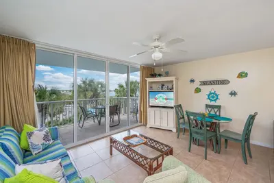 Image de Charming 1-bedroom condo with bunks, sleeper sofa, and gym on Okaloosa Island
