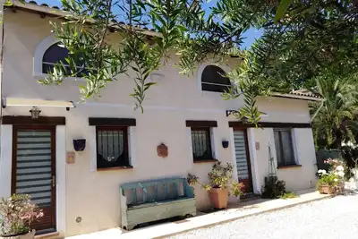 Image de Charming 2 Pieces En Duplex En Rez-De-Jardin, St Paul De Vence Limite Cagnes/Mer
