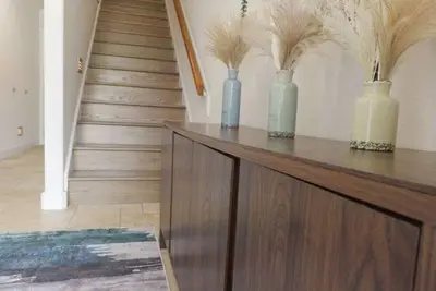 Image de Lakefront Bliss Lakehouse Retreat