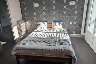 Image de Appartement les Tilleuls\n Centre Ville\n4 personnes \nAix les Bains\nProche du lac