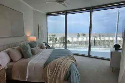 Image de Seabreeze Beachfront Retreat