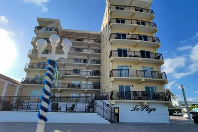 Image de Amazing 2-bedroom Direct Oceanview condo on the Hollywood Boardwalk all included