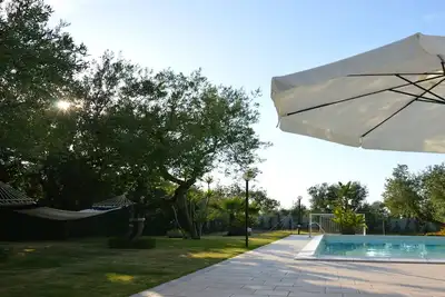 Image de Villa Mema avec piscine indépendante près de Trani